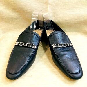 ZARA WOMAN Sz 40 Supple Leather Silver Chain Detail Long Toe Cap  Loafers Shoes